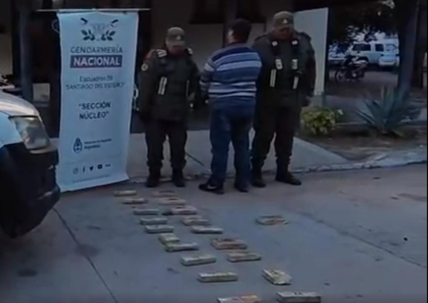 Llevaba 14 kilos de cocaína ocultos en la camioneta: no pasó de Santiago del Estero